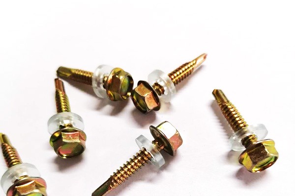 钻尾钉：走廊吊顶安装的稳固之选